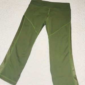 Vie Active leggings, yoga pants, M, green, Capri